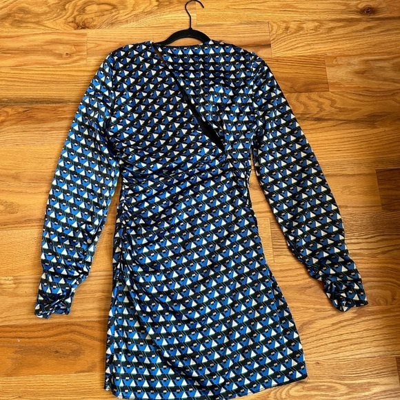 Zara Geometrical Shapes Dress - Picture 7 of 9